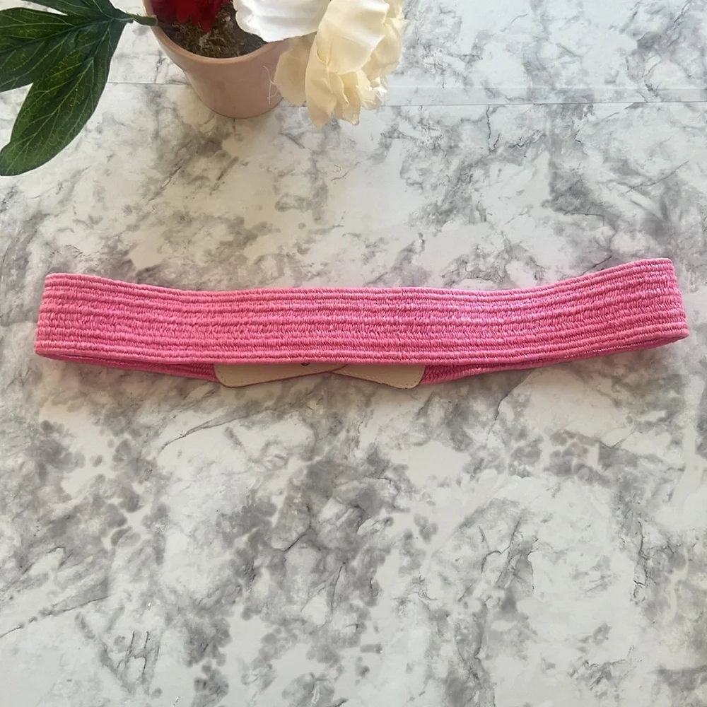 80’s BARBIECORE pink stretchy belt size medium with leather tags
